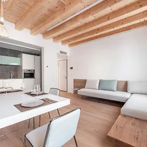 https://palazzo-900-il-pittore.hotelinveneto.com